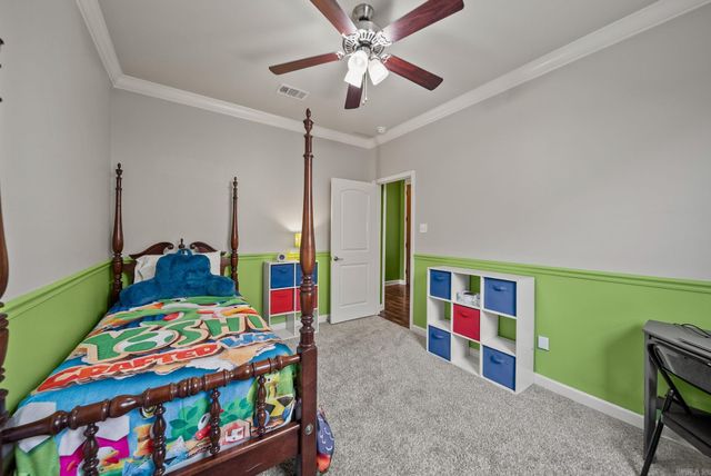 227 Nantucket Loop, Maumelle, AR 72113