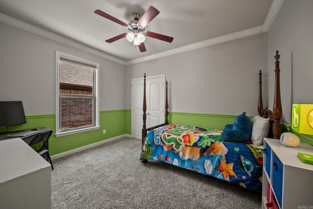 227 Nantucket Loop, Maumelle, AR 72113