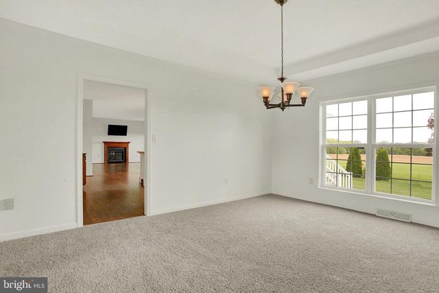 552 SOAPSTONE LN, York, PA 17404