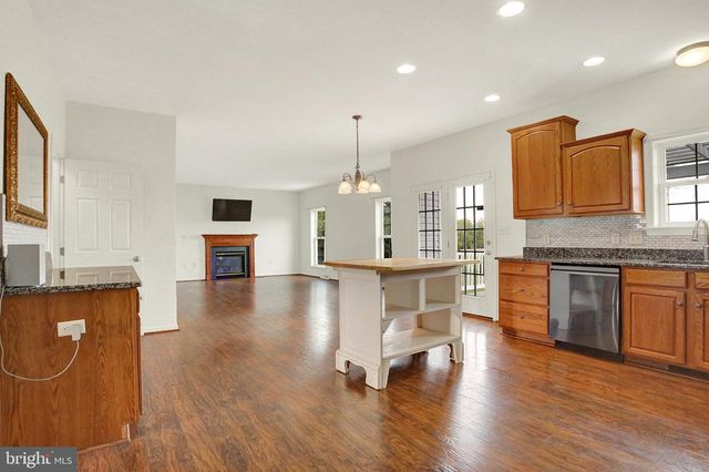 552 SOAPSTONE LN, York, PA 17404