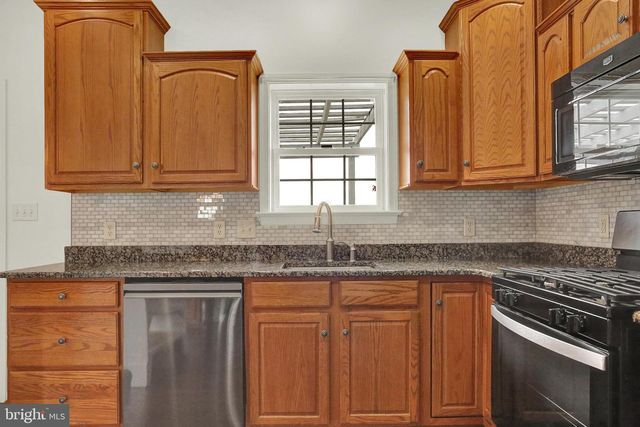 552 SOAPSTONE LN, York, PA 17404