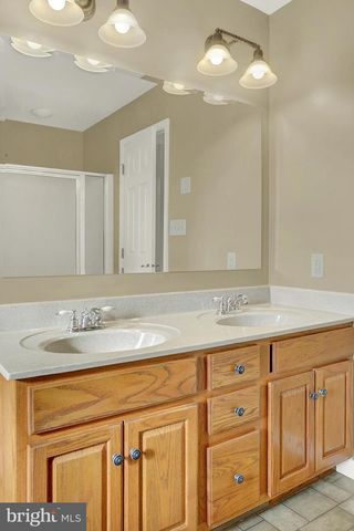 552 SOAPSTONE LN, York, PA 17404