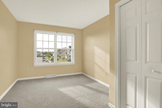 552 SOAPSTONE LN, York, PA 17404