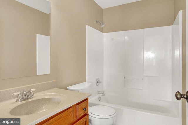 552 SOAPSTONE LN, York, PA 17404