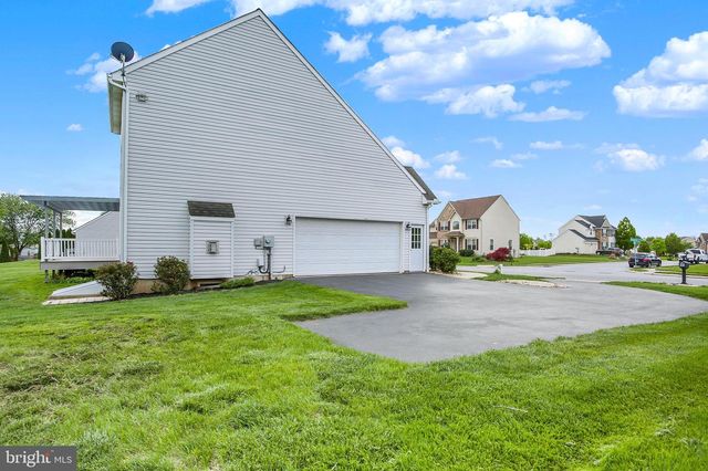 552 SOAPSTONE LN, York, PA 17404
