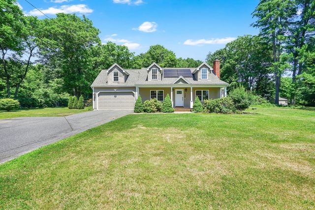156 Hampden Rd, East Longmeadow, MA 01028