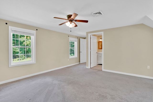156 Hampden Rd, East Longmeadow, MA 01028