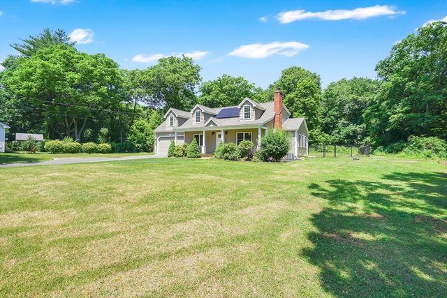 156 Hampden Rd, East Longmeadow, MA 01028
