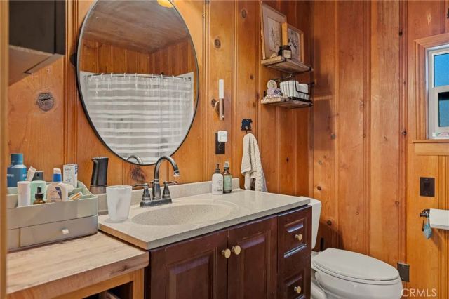 32135 West Drive, Running Springs, CA 92382