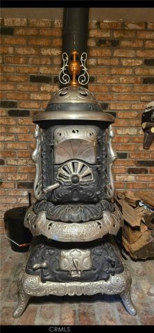 32135 West Drive, Running Springs, CA 92382