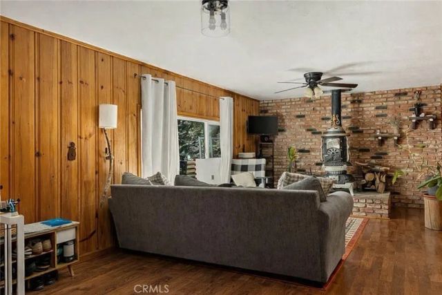 32135 West Drive, Running Springs, CA 92382