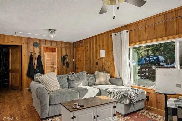 32135 West Drive, Running Springs, CA 92382