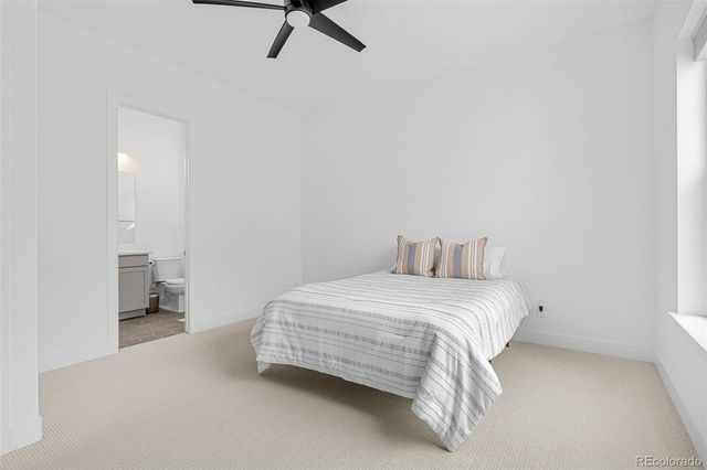 6689 S Vandriver Way, Aurora, CO 80016