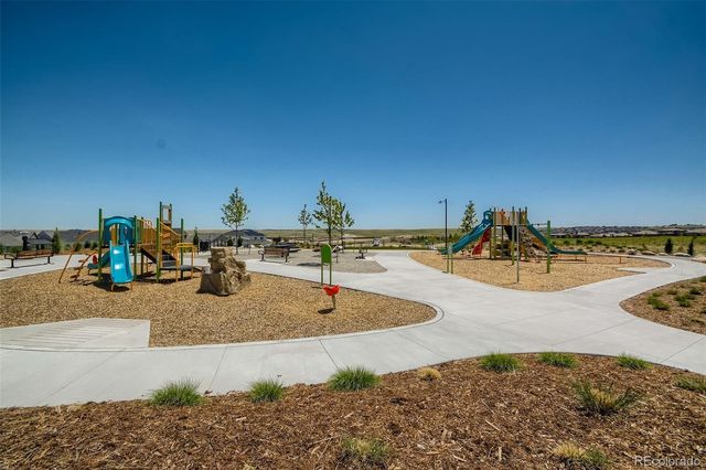 6689 S Vandriver Way, Aurora, CO 80016