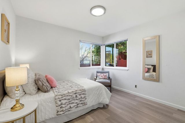 111-113 Nancy Court, Mountain View, CA 94041