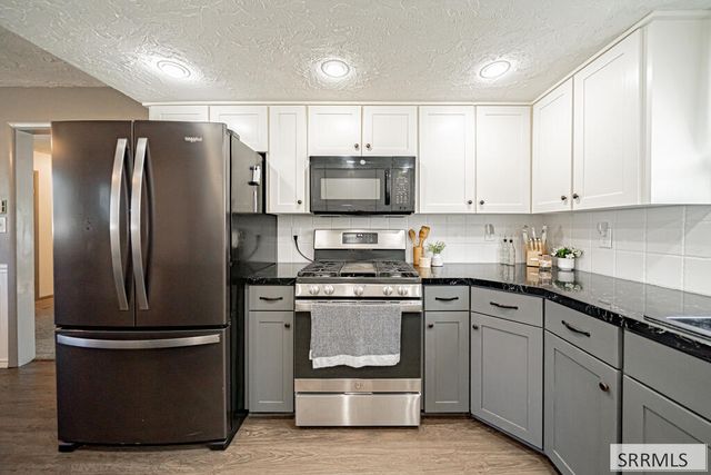 3241 Disney Drive, Idaho Falls, ID 83404
