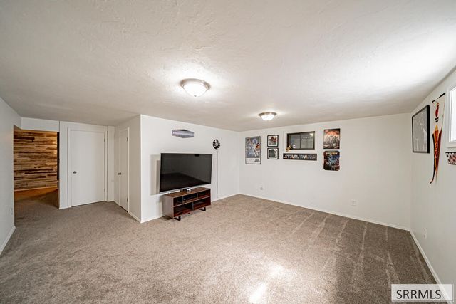 3241 Disney Drive, Idaho Falls, ID 83404