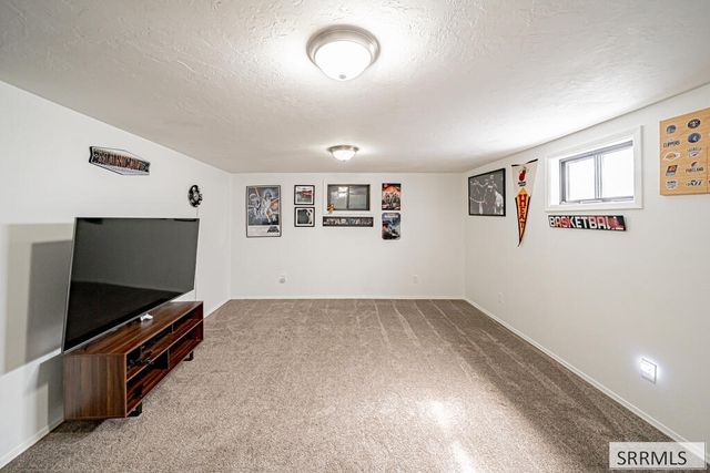 3241 Disney Drive, Idaho Falls, ID 83404