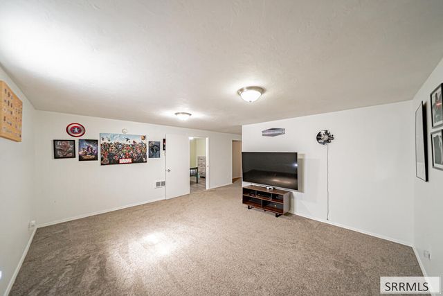 3241 Disney Drive, Idaho Falls, ID 83404