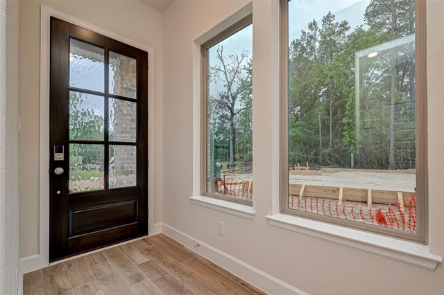 308 Mullins Court, Montgomery, TX 77316