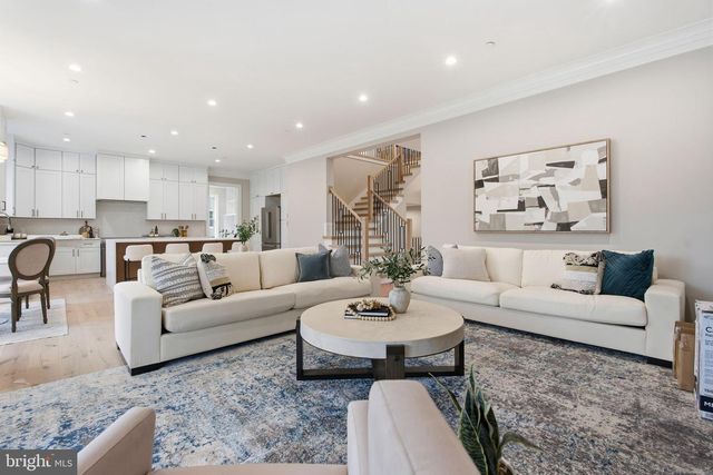 3835 LAWRENCE AVE, Kensington, MD 20895