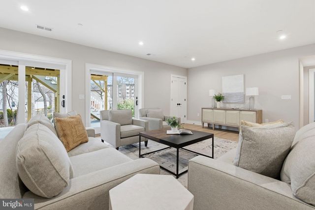 3835 LAWRENCE AVE, Kensington, MD 20895