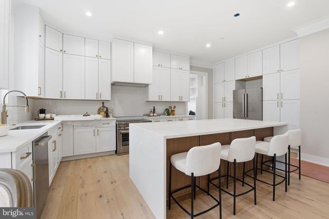 3835 LAWRENCE AVE, Kensington, MD 20895