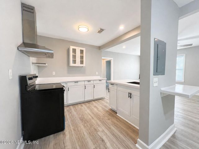 943 SARANAC Street, Jacksonville, FL 32254