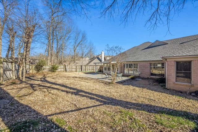 6894 HEDGEWOOD LN, Bartlett, TN 38135