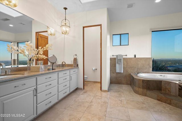 4081 N Quail Canyon Drive, Tucson, AZ 85750