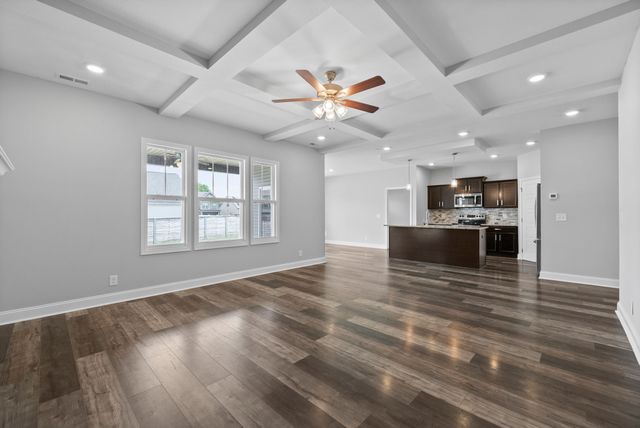 805 Winslow St, Clarksville, TN 37042