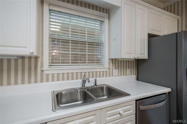 18 Highland, Tuscaloosa, AL 35406