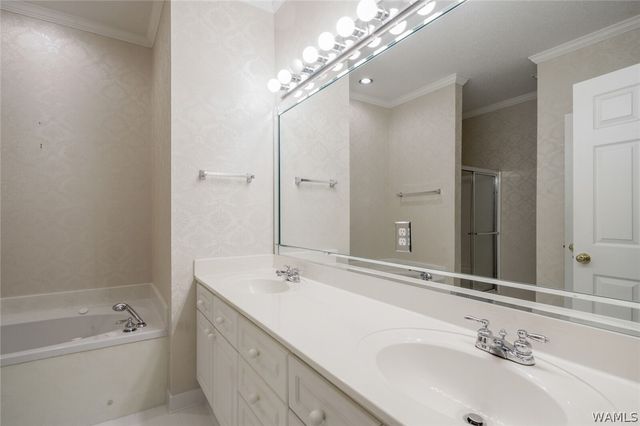 18 Highland, Tuscaloosa, AL 35406