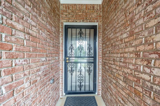 18 Highland, Tuscaloosa, AL 35406