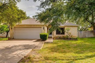15 Palmer LN, Wimberley, TX 78676