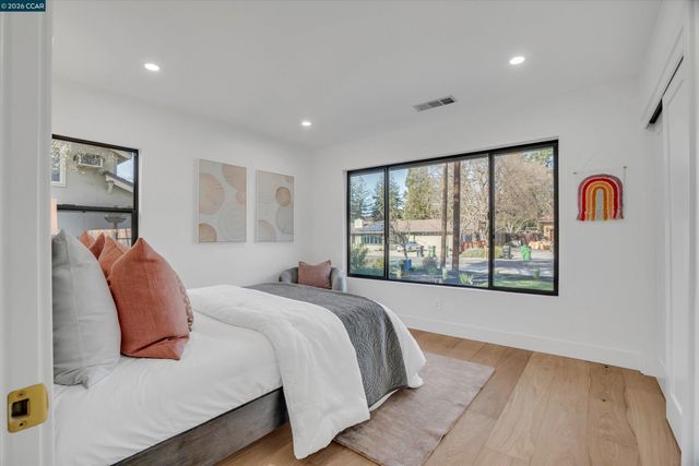 1369 Milton Ave, Walnut Creek, CA 94596