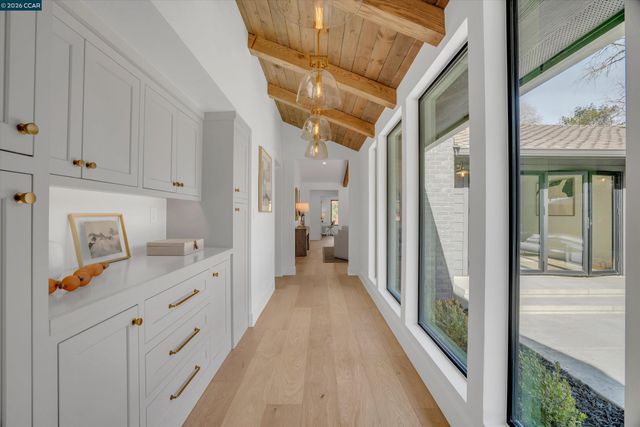 1369 Milton Ave, Walnut Creek, CA 94596