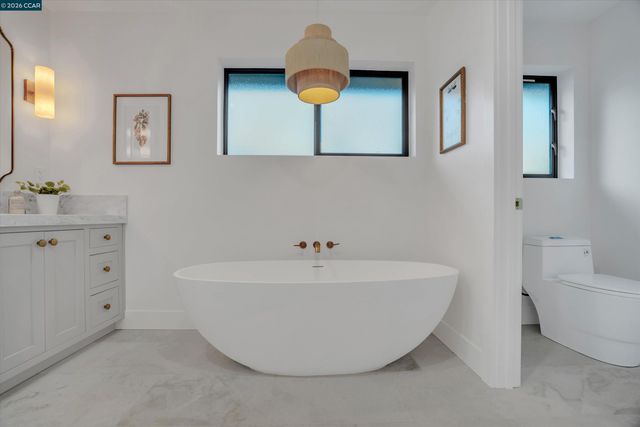 1369 Milton Ave, Walnut Creek, CA 94596