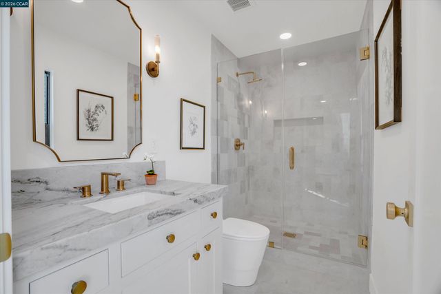 1369 Milton Ave, Walnut Creek, CA 94596