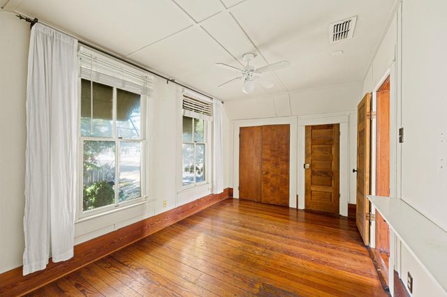 3205 Guadalupe ST B, Austin, TX 78705