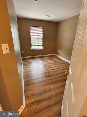 318 ROFF POINT DR, Odenton, MD 21113