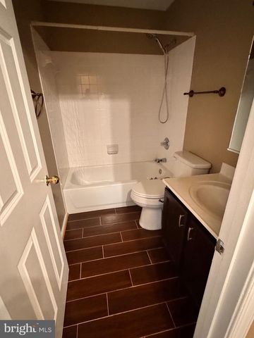 318 ROFF POINT DR, Odenton, MD 21113