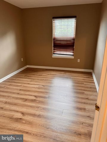 318 ROFF POINT DR, Odenton, MD 21113