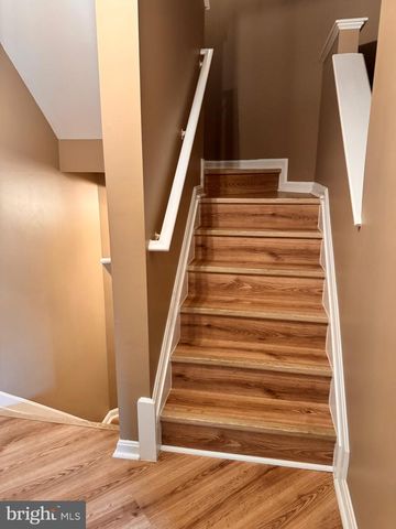 318 ROFF POINT DR, Odenton, MD 21113