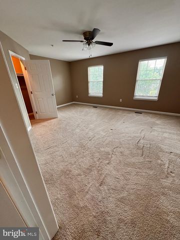 318 ROFF POINT DR, Odenton, MD 21113