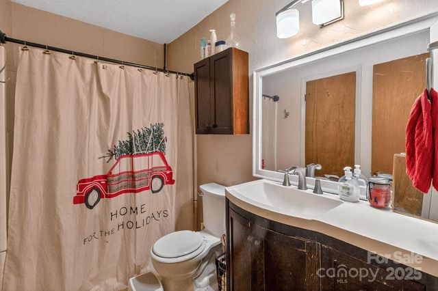 120 Monroe Avenue, Polkton, NC 28135