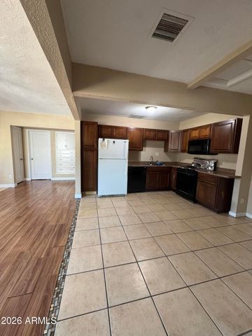 725 E 1ST Street, Mesa, AZ 85203