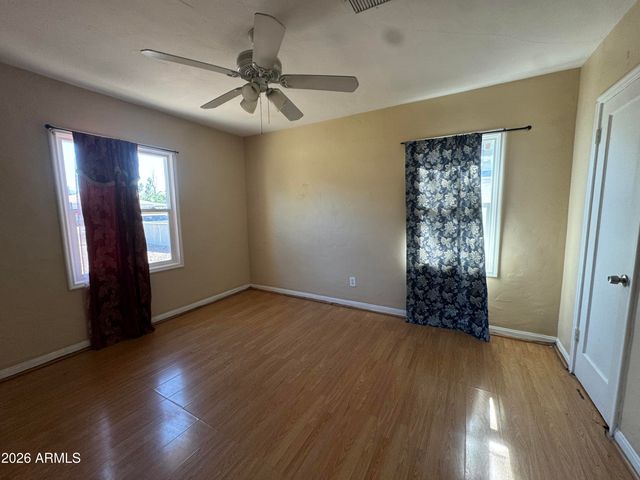 725 E 1ST Street, Mesa, AZ 85203