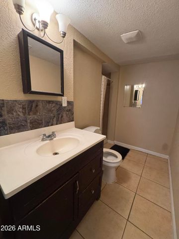 725 E 1ST Street, Mesa, AZ 85203