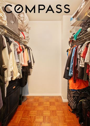 275 Greenwich St Apt 2A, New York City, NY 10007